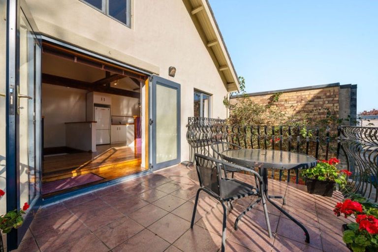 Photo of property in 84 Alpha Street, Cambridge, 3434