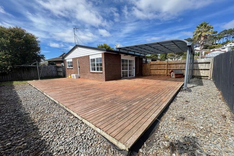 Photo of property in 31 Barbados Drive, Unsworth Heights, Auckland, 0632