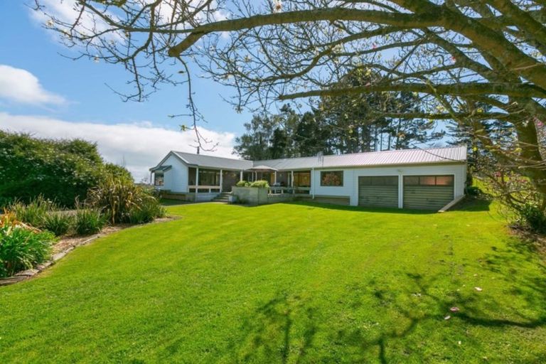 Photo of property in 328 Henwood Road, Hillsborough, New Plymouth, 4372