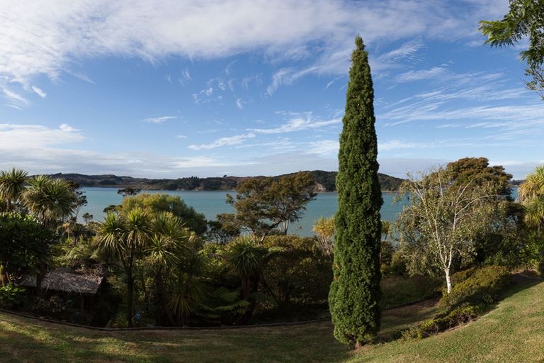 Photo of property in 106g Greenslade Road, Raglan, 3295