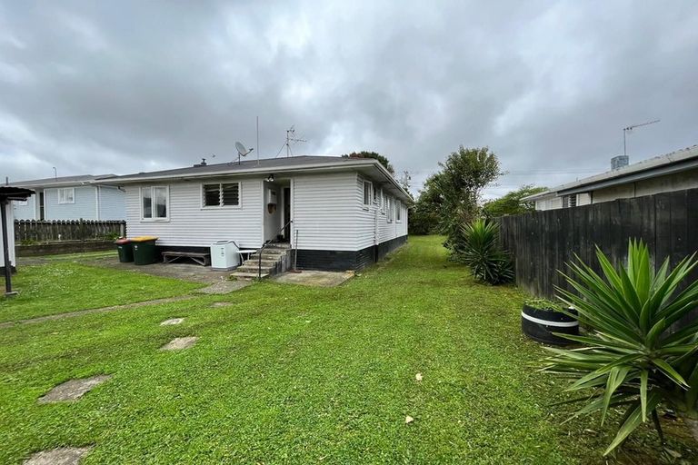 Photo of property in 24 Friedlanders Road, Manurewa, Auckland, 2102