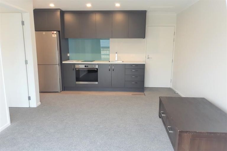 Photo of property in 21 Rowles Road, Pukekohe, 2120