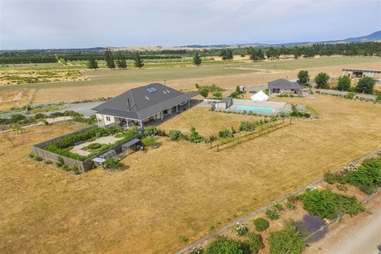 Photo of property in 319 Innes Road, Glasnevin, Amberley, 7482