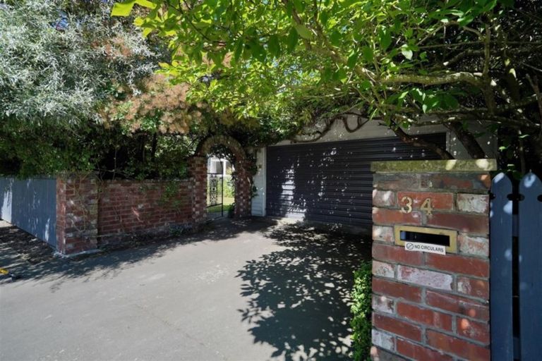 Photo of property in 34 Tui Street, Fendalton, Christchurch, 8041