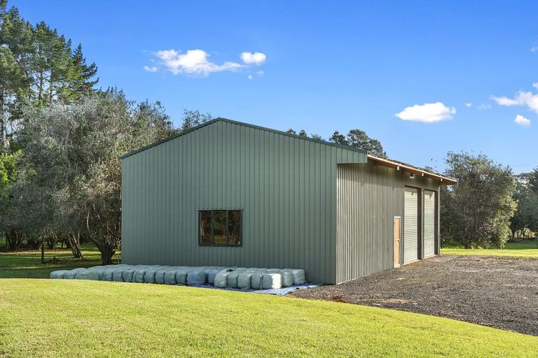 Photo of property in 137 Shelly Beach Road, Shelly Beach, Helensville, 0874