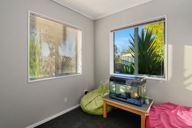 Photo of property in 11 Elmbridge Place, Owhata, Rotorua, 3010