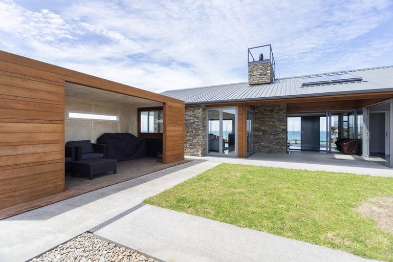 Photo of property in 876a Beach Road, Kakanui, Oamaru, 9495