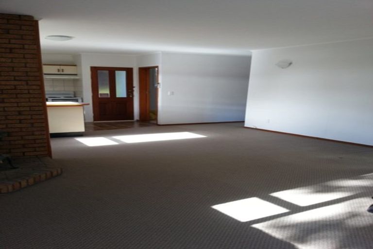 Photo of property in 73 Alexander Avenue, Torbay, Auckland, 0630