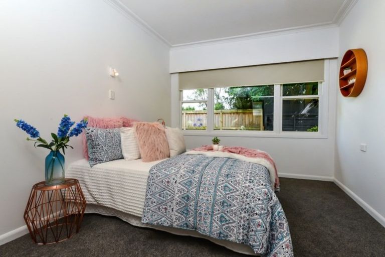 Photo of property in 16 Forest Lake Road, Forest Lake, Hamilton, 3200