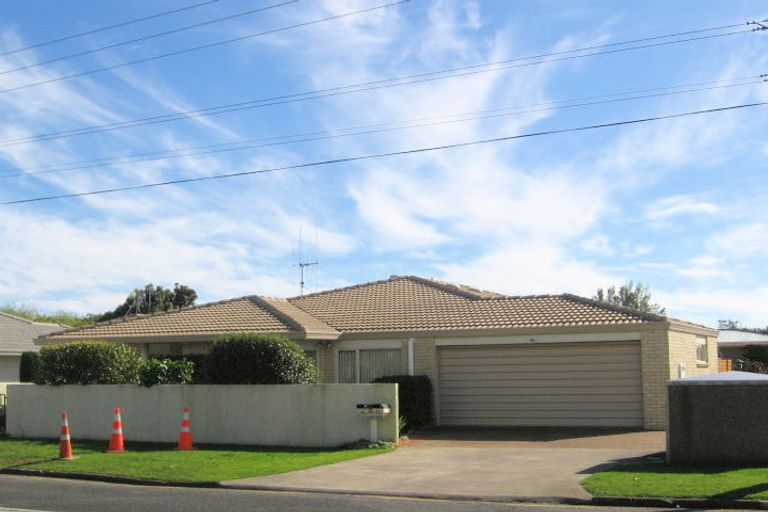 Photo of property in 59 Ngatai Road, Otumoetai, Tauranga, 3110
