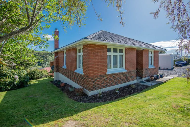 Photo of property in 8 Saddleview Place, Fairfield, Dunedin, 9018