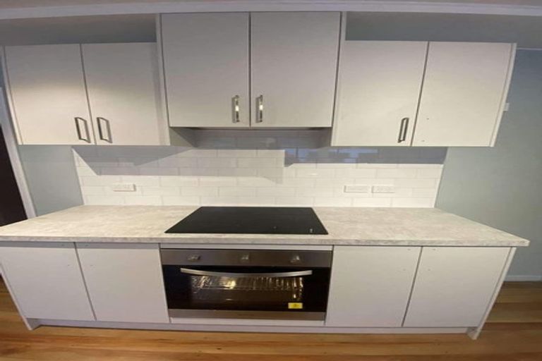 Photo of property in 1 Huia Place, Levin, 5510