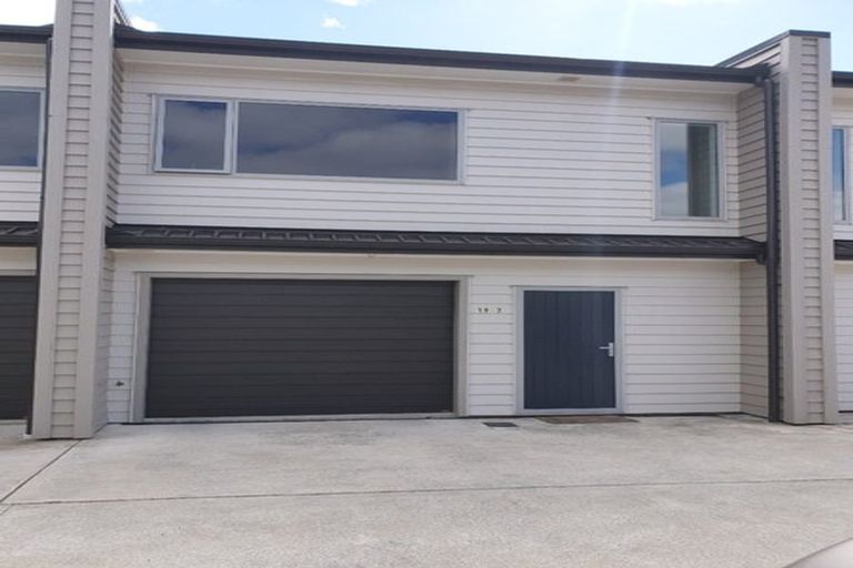 Photo of property in 7/19 Collins Avenue, Tawa, Wellington, 5028