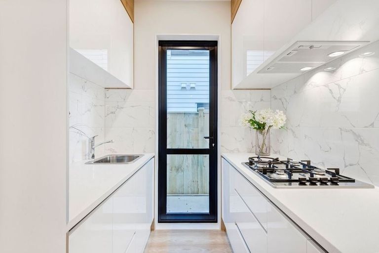 Photo of property in 60 Tir Conaill Avenue, Flat Bush, Auckland, 2019