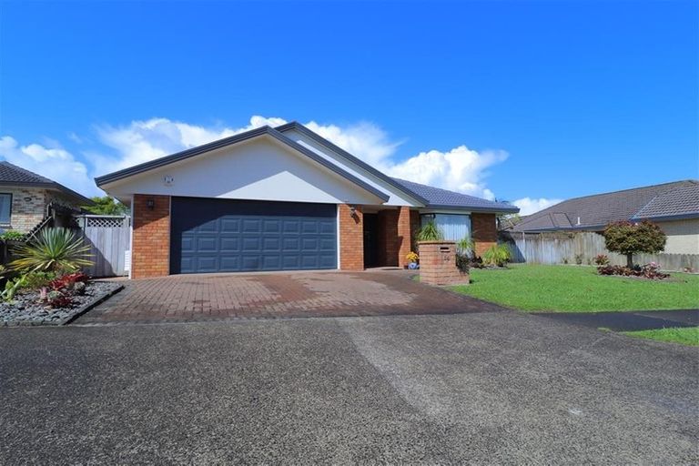 Photo of property in 104 Westerham Drive, Dannemora, Auckland, 2016