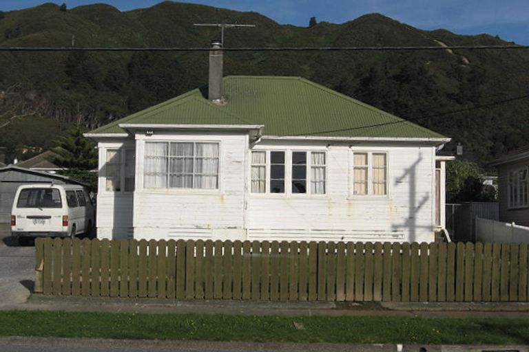 Photo of property in 160 Waddington Drive, Naenae, Lower Hutt, 5011