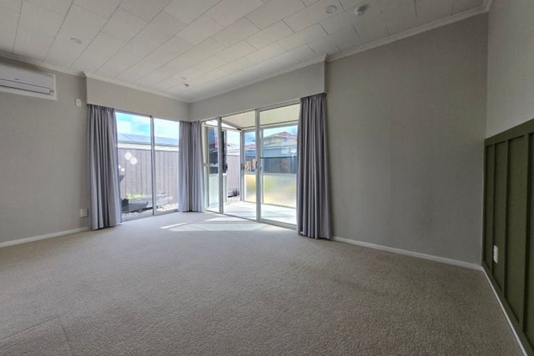 Photo of property in 2/29 Clouston Park Road, Clouston Park, Upper Hutt, 5018