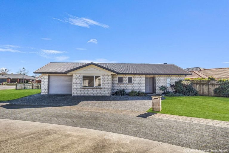 Photo of property in 18 Gilligan Close, College Estate, Whanganui, 4500