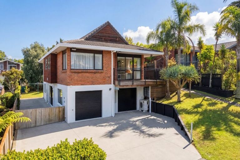 Photo of property in 5 Vintage Drive, Henderson, Auckland, 0612