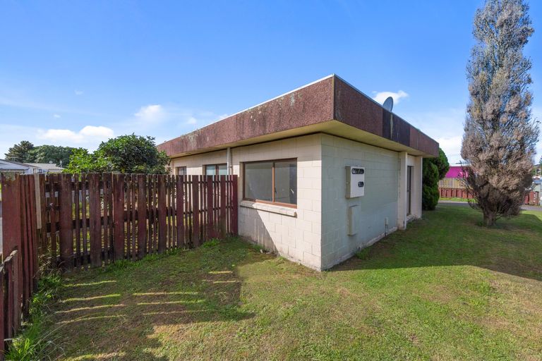 Photo of property in 1/51 Browns Road, Manurewa, Auckland, 2102