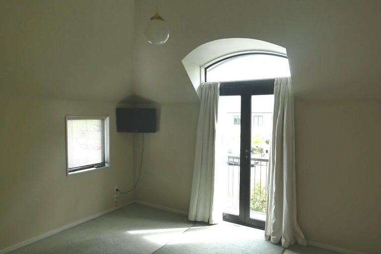 Photo of property in 186c Chester Street East, Christchurch Central, Christchurch, 8011