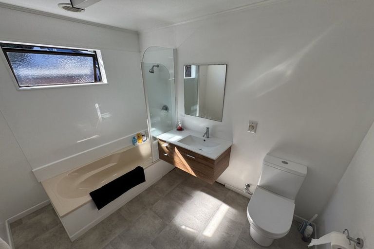 Photo of property in 57a David Crescent, Karori, Wellington, 6012