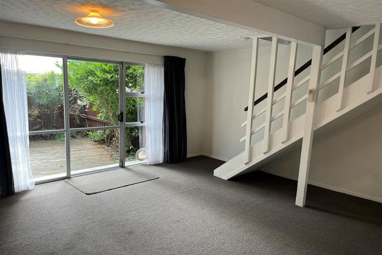 Photo of property in 2/14 Frederick Street, Waltham, Christchurch, 8011