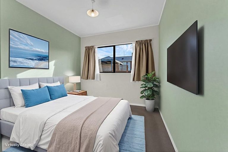 Photo of property in 9b Boundary Road, Opaheke, Papakura, 2113