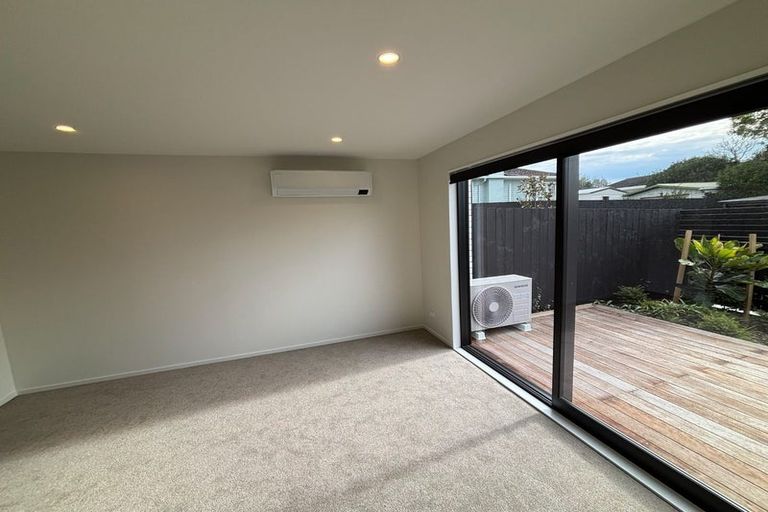 Photo of property in 22b Lancaster Road, Beach Haven, Auckland, 0626