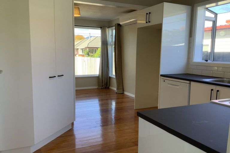 Photo of property in 20 Robertson Street, Elderslea, Upper Hutt, 5018