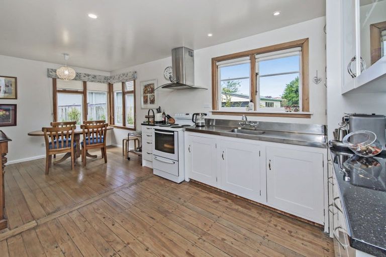 Photo of property in 9 Ngata Place, Hei Hei, Christchurch, 8042