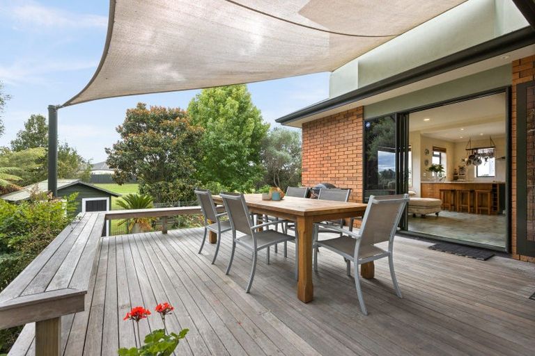 Photo of property in 9 Thode Place, Greenmeadows, Napier, 4112