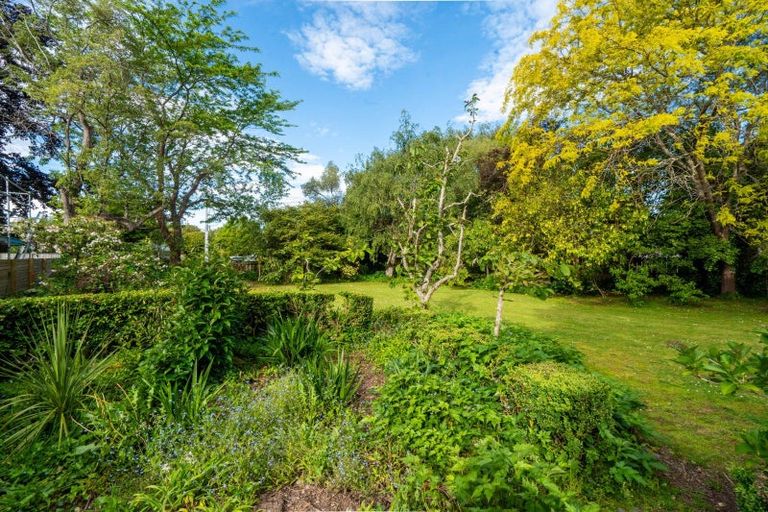 Photo of property in 86 Kuratawhiti Street, Greytown, 5712