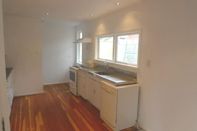 Photo of property in 31 Helston Road, Johnsonville, Wellington, 6037