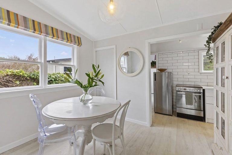 Photo of property in 95 Mornington Road, Brooklyn, Wellington, 6021