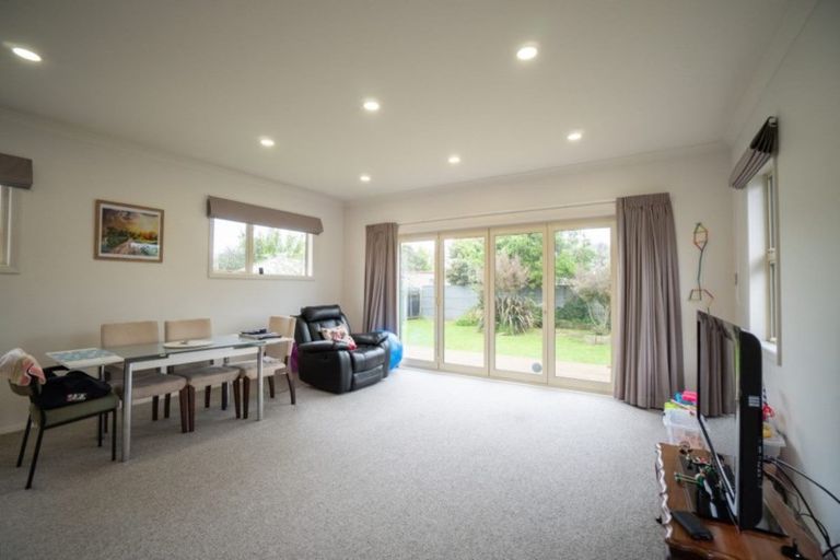 Photo of property in 40 Oxford Street, Hokowhitu, Palmerston North, 4410