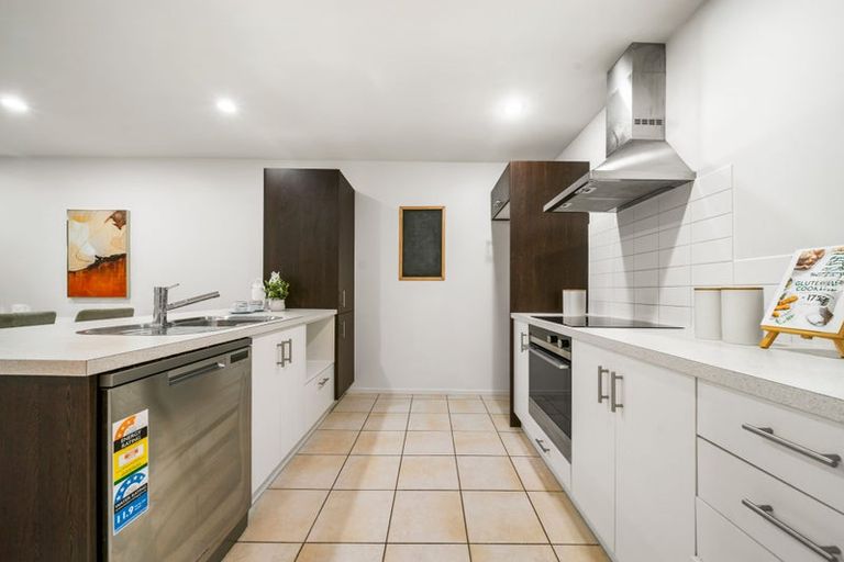 Photo of property in 3/206 Manuka Road, Bayview, Auckland, 0629