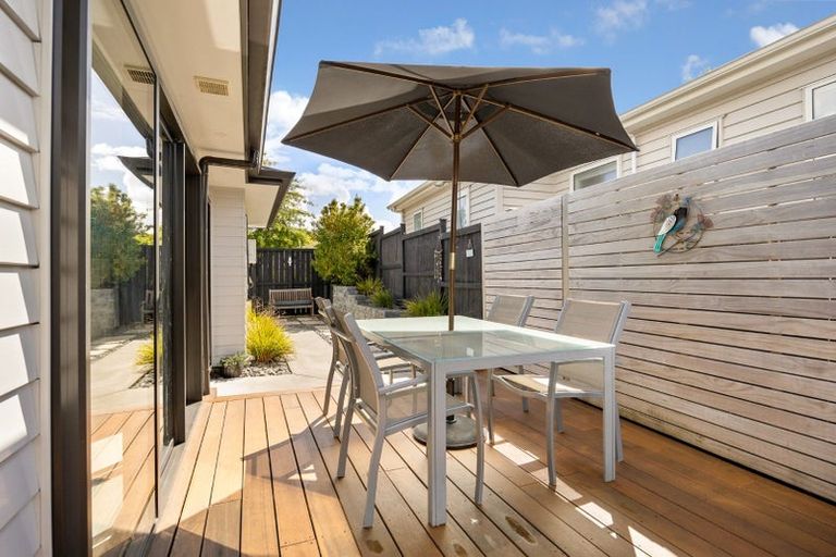Photo of property in 60 Matua Road, Huapai, Kumeu, 0810