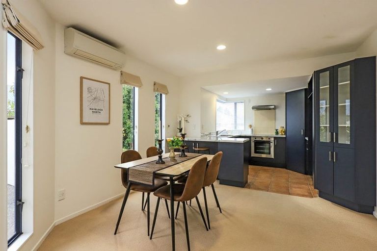 Photo of property in 13 Palmbrook Avenue, Havelock North, 4130