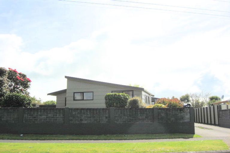 Photo of property in 82 Kelly Street, Inglewood, 4330