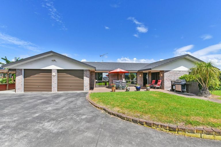 Photo of property in 31 Brylee Drive, Conifer Grove, Takanini, 2112