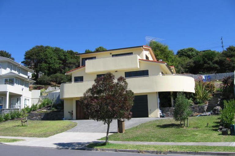 Photo of property in 10 Glenreagh Place, Torbay, Auckland, 0630