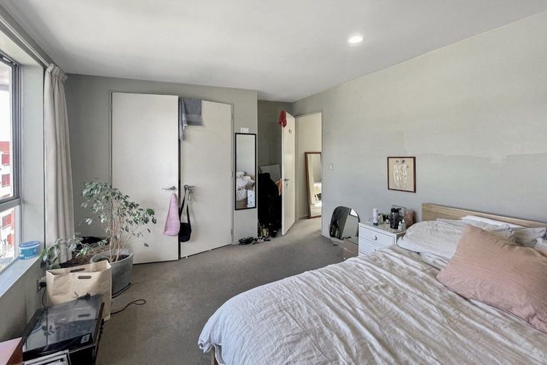 Photo of property in Mondrian Townhouses, 9/24 Hanson Street, Mount Cook, Wellington, 6021