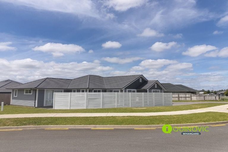 Photo of property in 18 Dunstan Avenue, Tikipunga, Whangarei, 0112