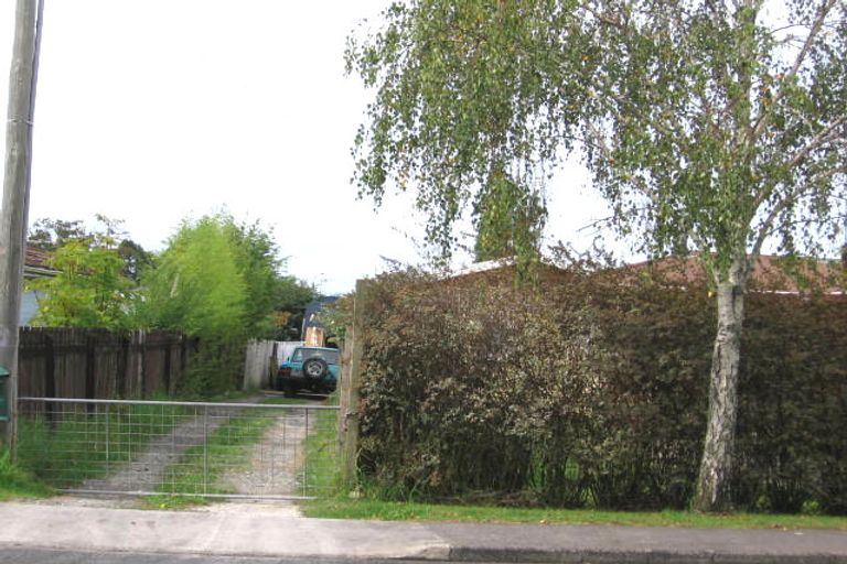 Photo of property in 1/30 Ranui Station Road, Ranui, Auckland, 0612