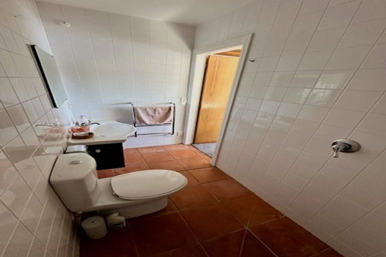 Photo of property in 19 Shannon Street, Mount Victoria, Wellington, 6011