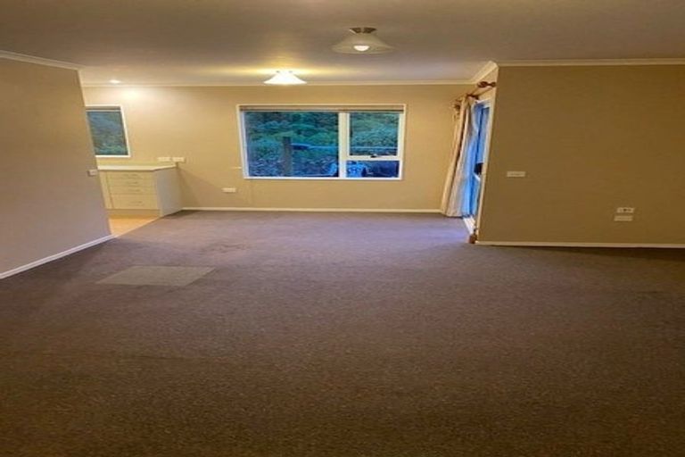 Photo of property in 10a Whenua View, Titahi Bay, Porirua, 5022