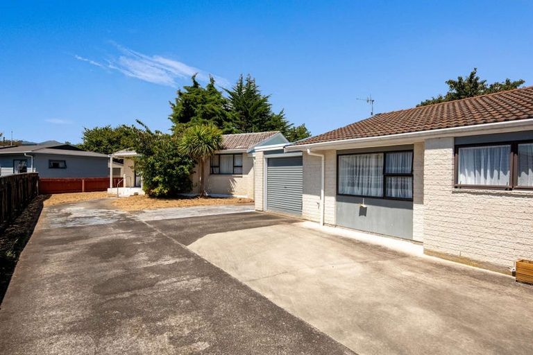 Photo of property in 3a Broadbelt Grove, Levin, 5510