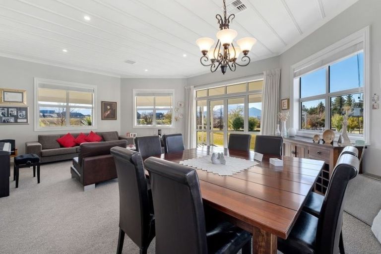 Photo of property in 2 Hidden Hills Drive, Wanaka, 9305