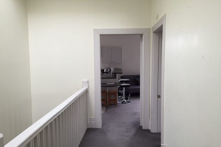 Photo of property in 1/10 Hobson Crescent, Thorndon, Wellington, 6011